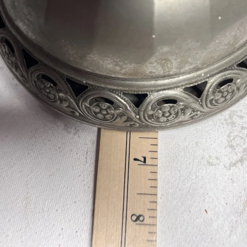 Antique Bradley Hubbard Converted Oil Lamp No. 4 Radiant Patent Date 1898